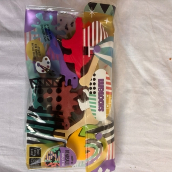 Estuche dinosaurios